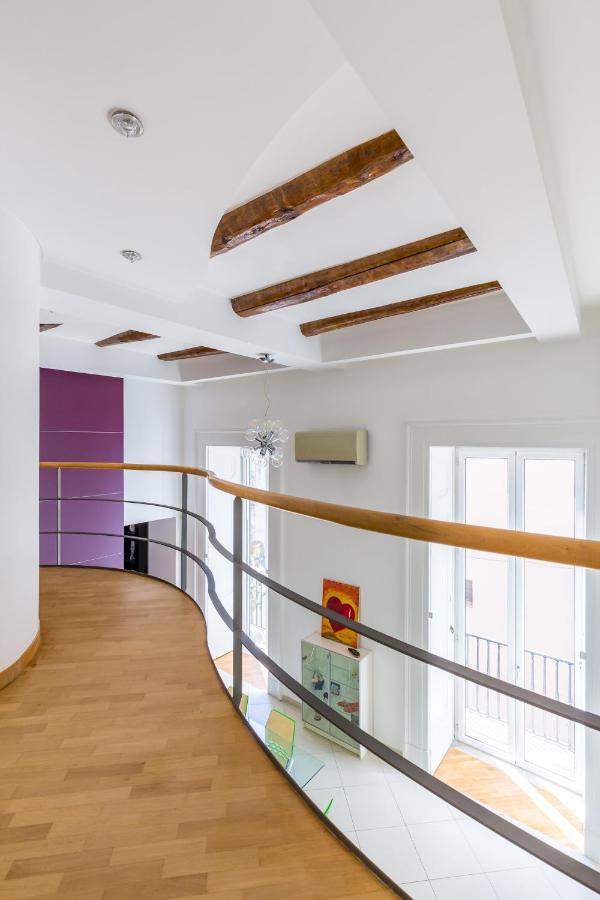 Design & Studio Duplex At National Museum Neapel Exterior foto