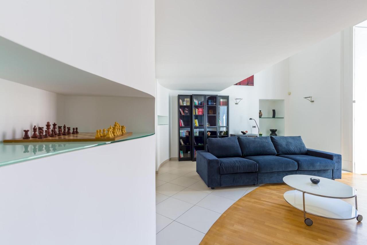 Design & Studio Duplex At National Museum Neapel Exterior foto