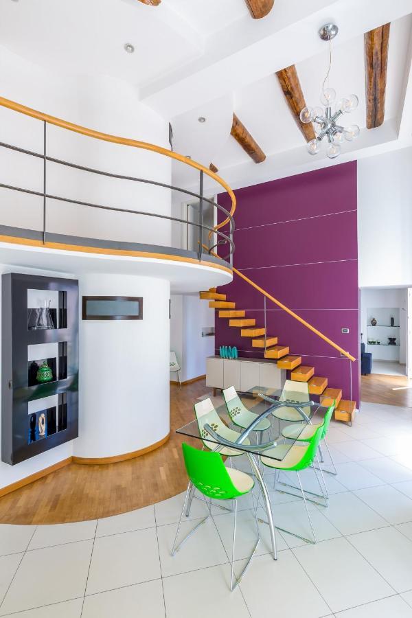Design & Studio Duplex At National Museum Neapel Exterior foto