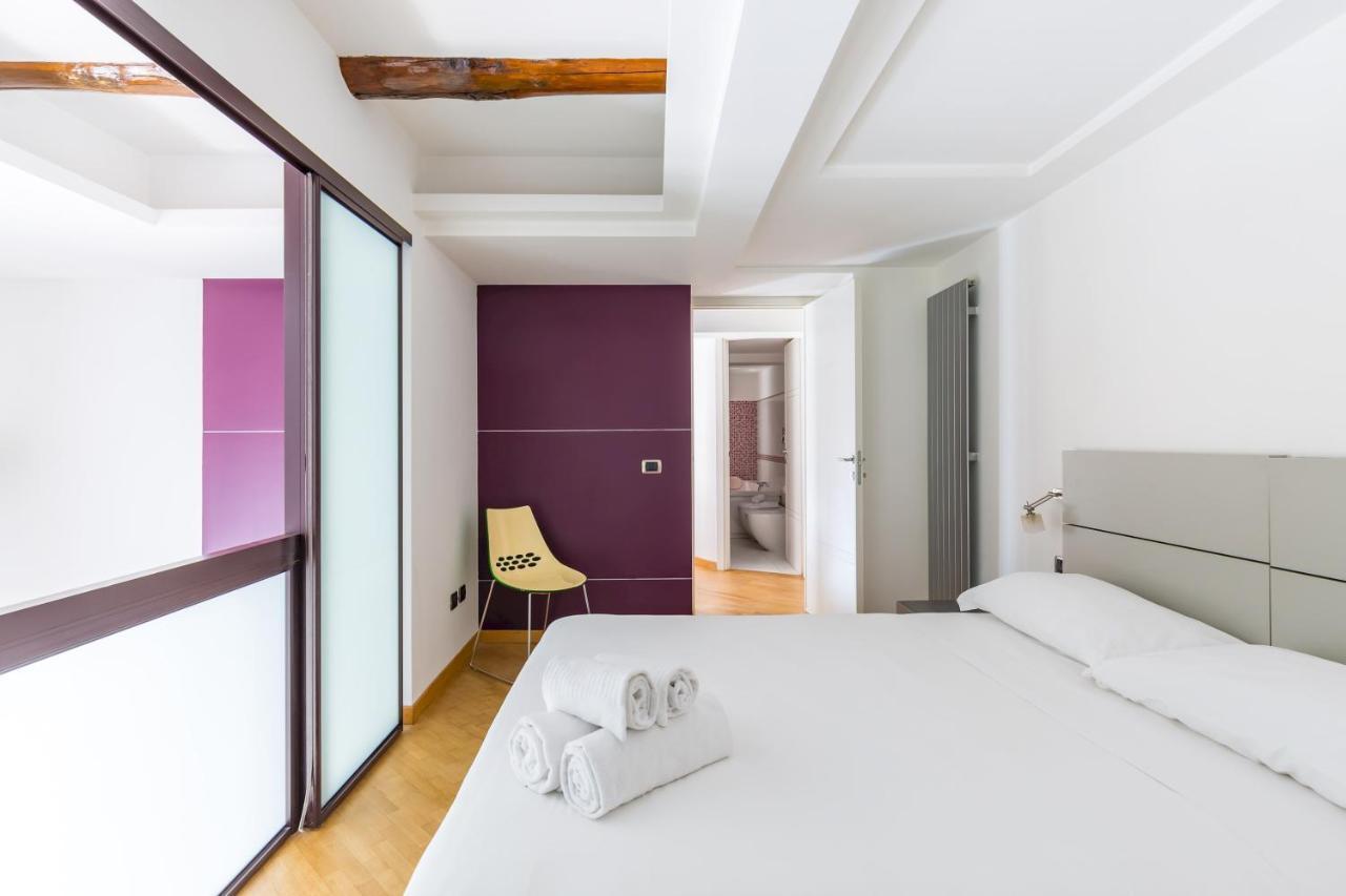 Design & Studio Duplex At National Museum Neapel Exterior foto